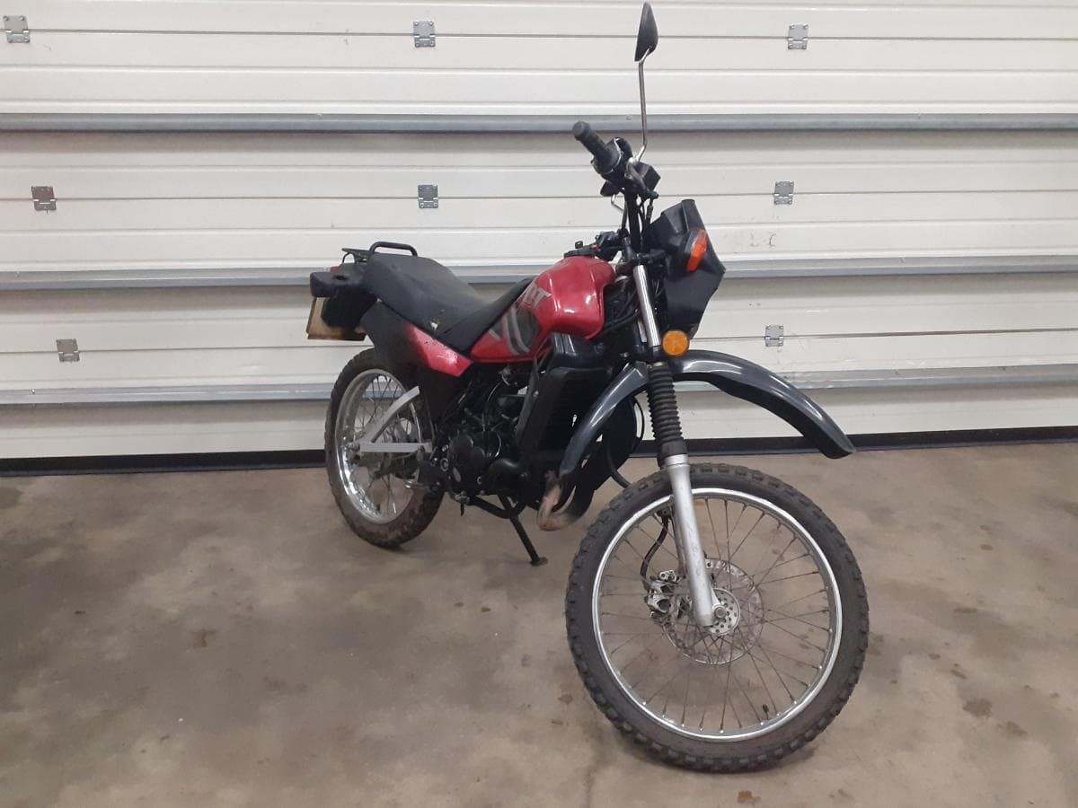 Yamaha DT · Ano 2001