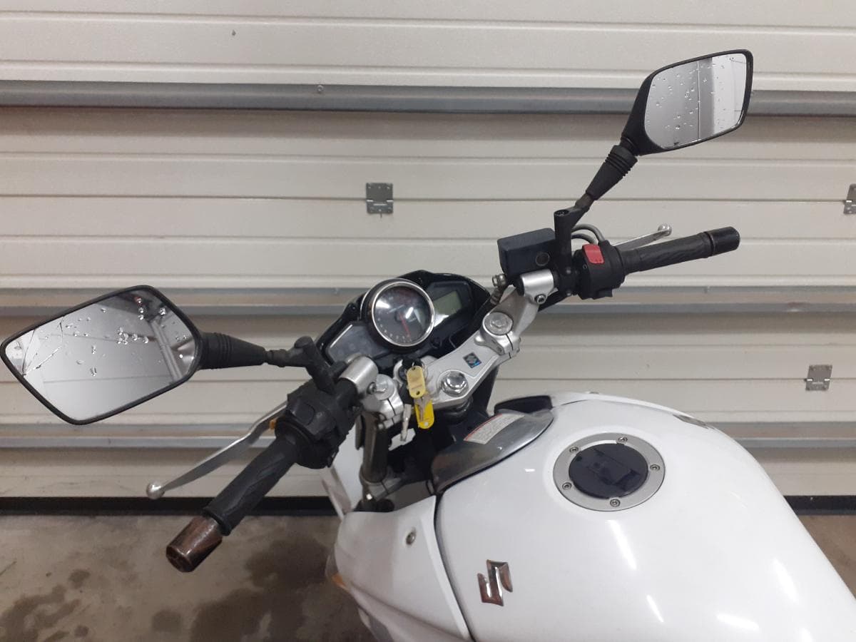 Suzuki GW · Ano 2014 — imagem 5