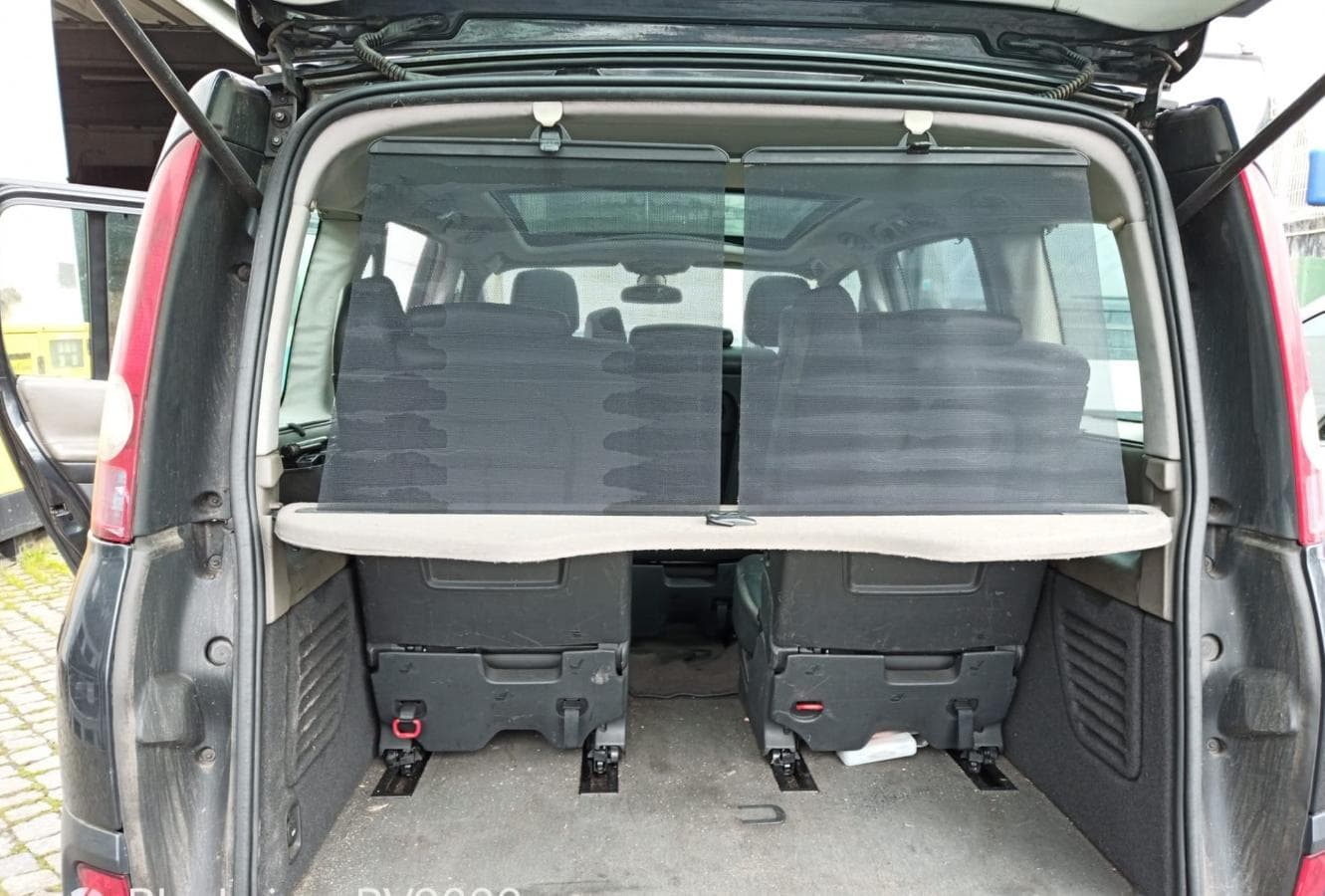 Renault Espace 2.2 DCI · Ano 2005 — imagem 17