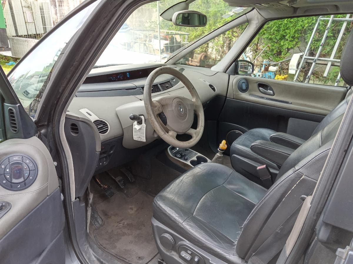 Renault Espace 2.2 DCI · Ano 2005 — imagem 15
