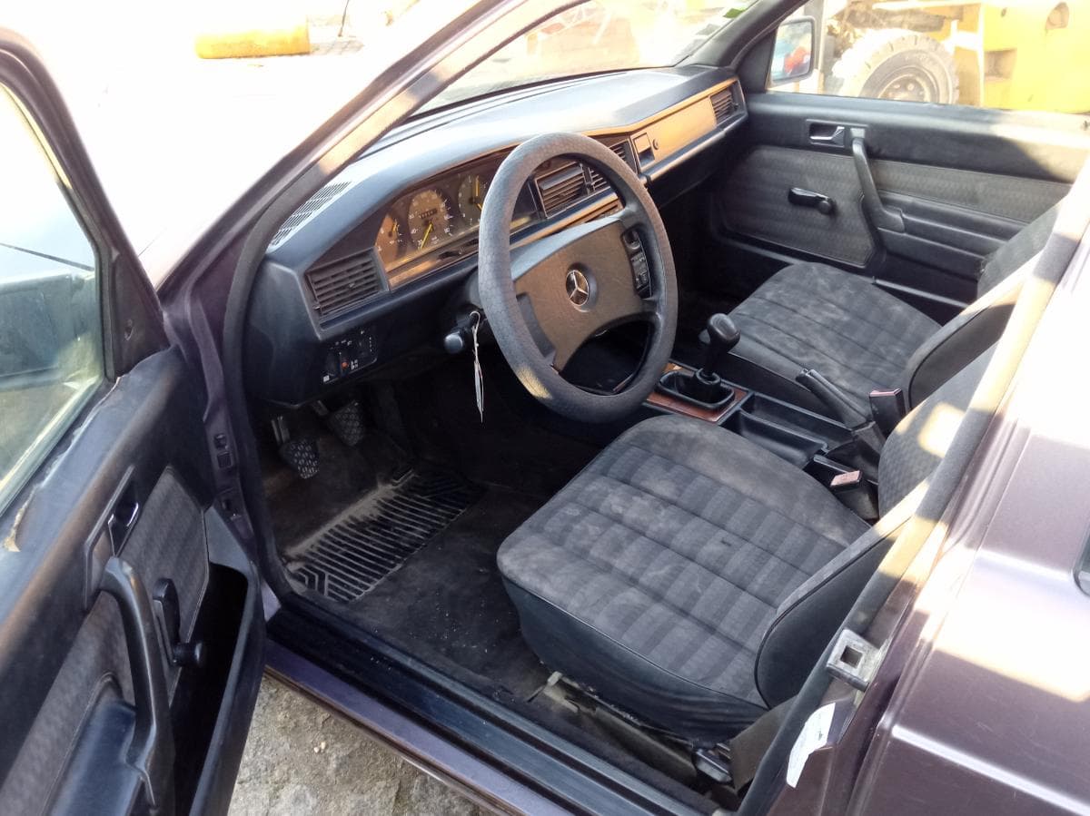 Mercedes-Benz 190D · Ano 1991 — imagen 11