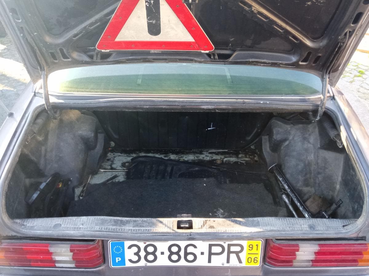 Mercedes-Benz 190D · Ano 1991 — imagen 10