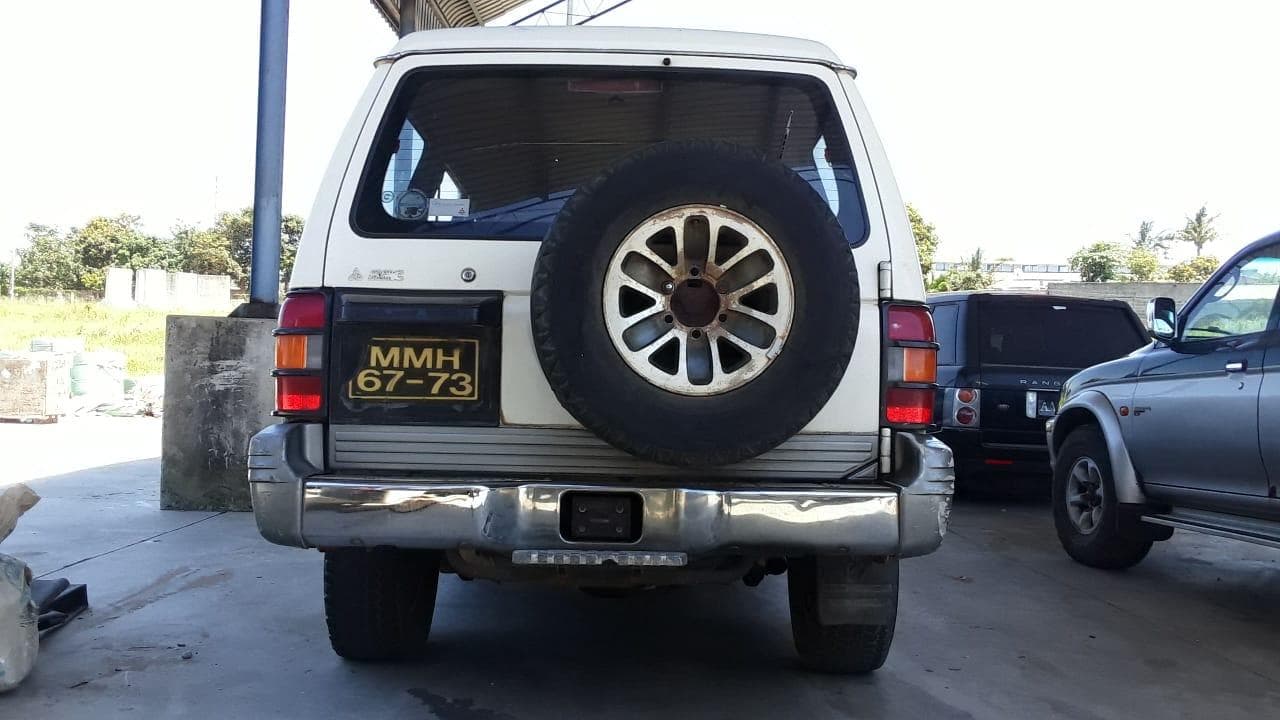 Mitsubishi Pajero · — imagen 2