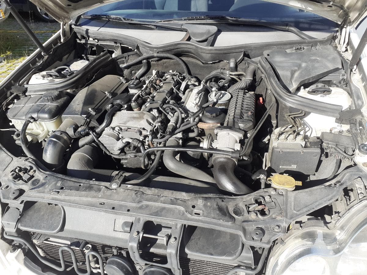 Mercedes-Benz C220 CDI · Ano 2003 — imagem 14