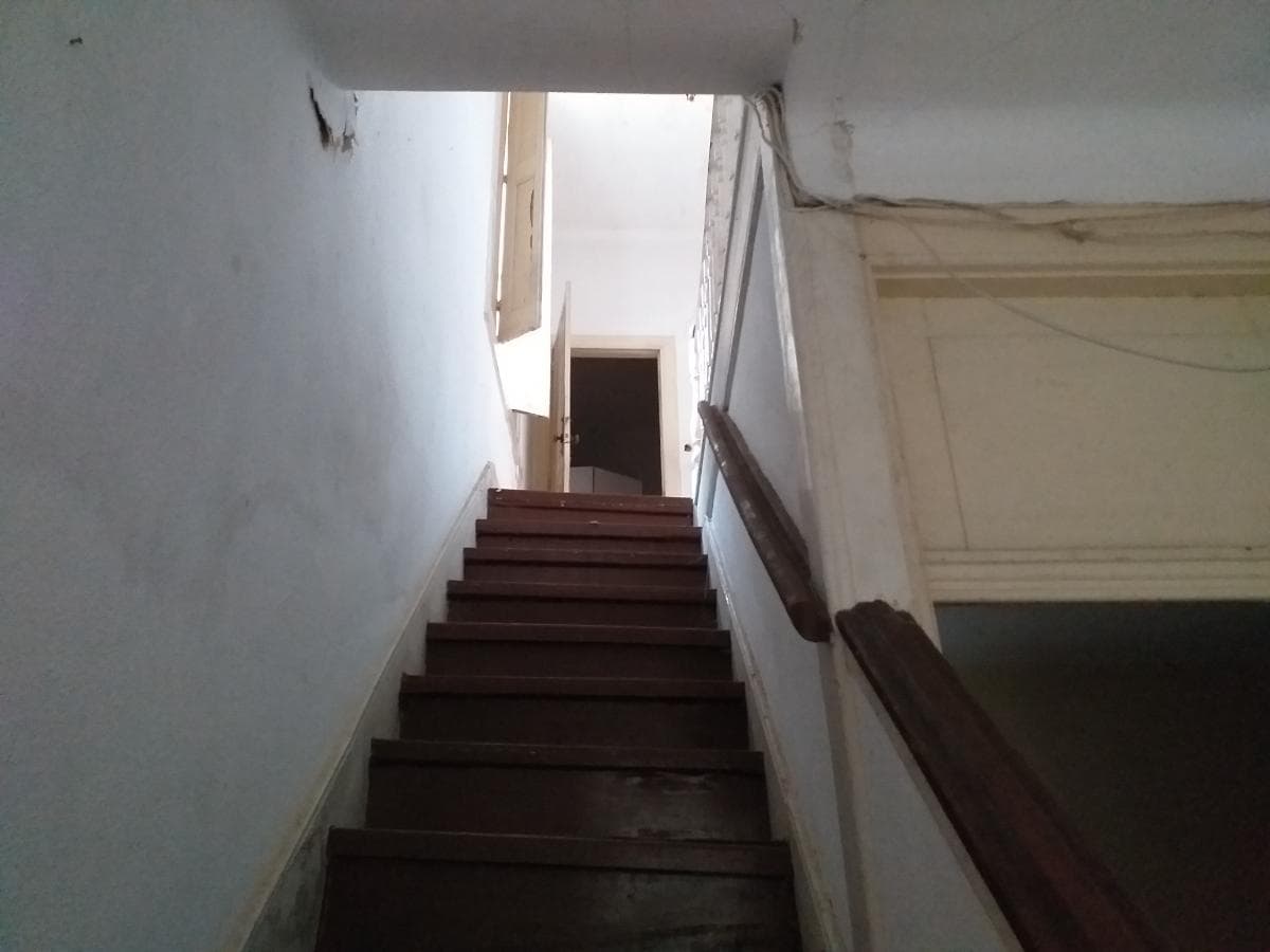 Moradia P/ Restauro · Vila Nova de Gaia — image 4