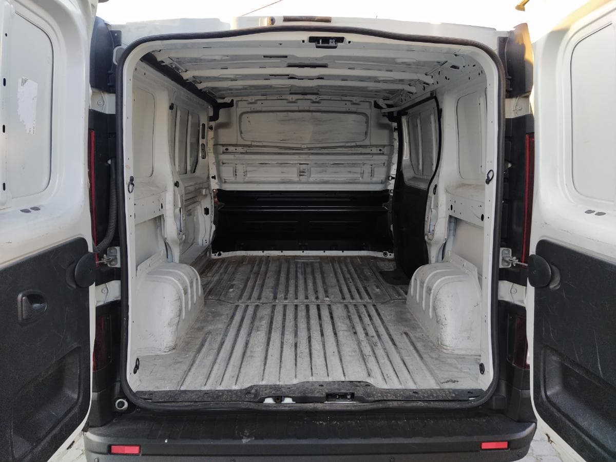 Renault Trafic 1.6 DCI · Ano 2019 — imagem 10