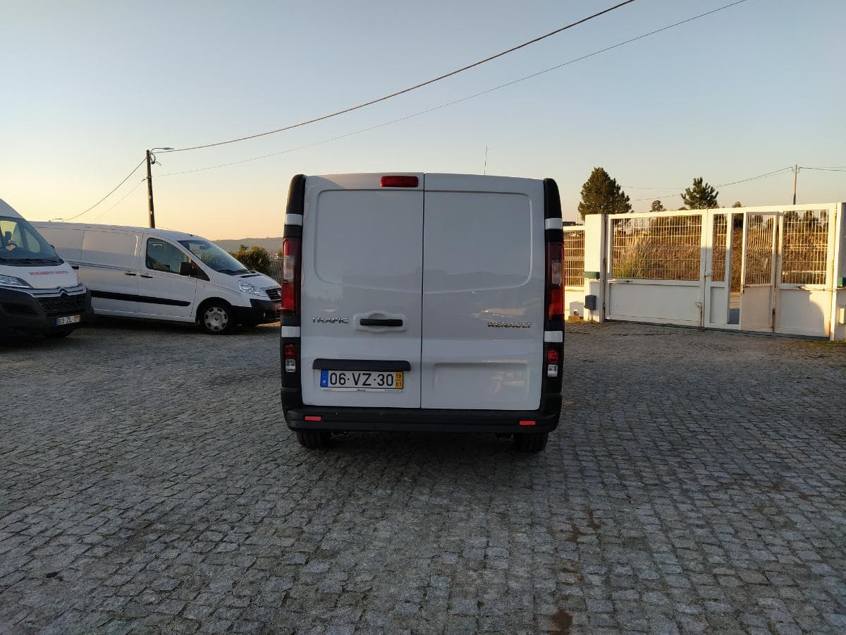 Renault Trafic 1.6 DCI · Ano 2019 — imagem 5