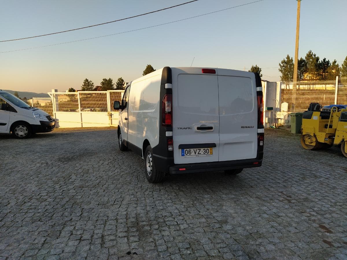 Renault Trafic 1.6 DCI · Ano 2019 — imagem 6