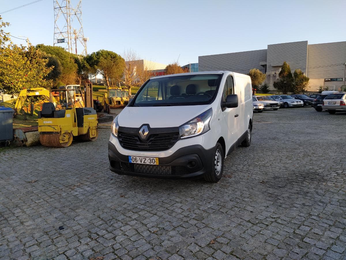 Renault Trafic 1.6 DCI · Ano 2019 — imagem 3