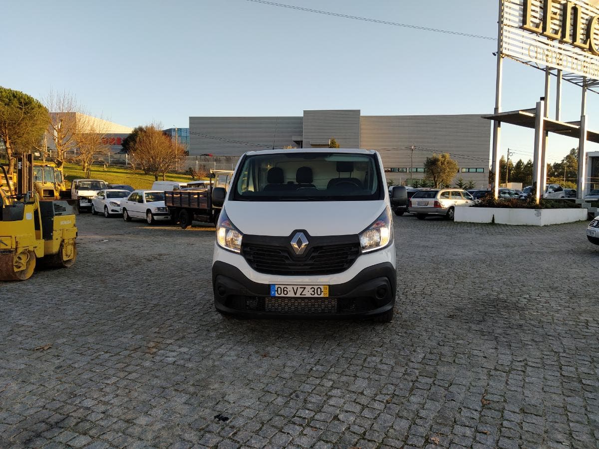 Renault Trafic 1.6 DCI · Ano 2019 — imagem 2