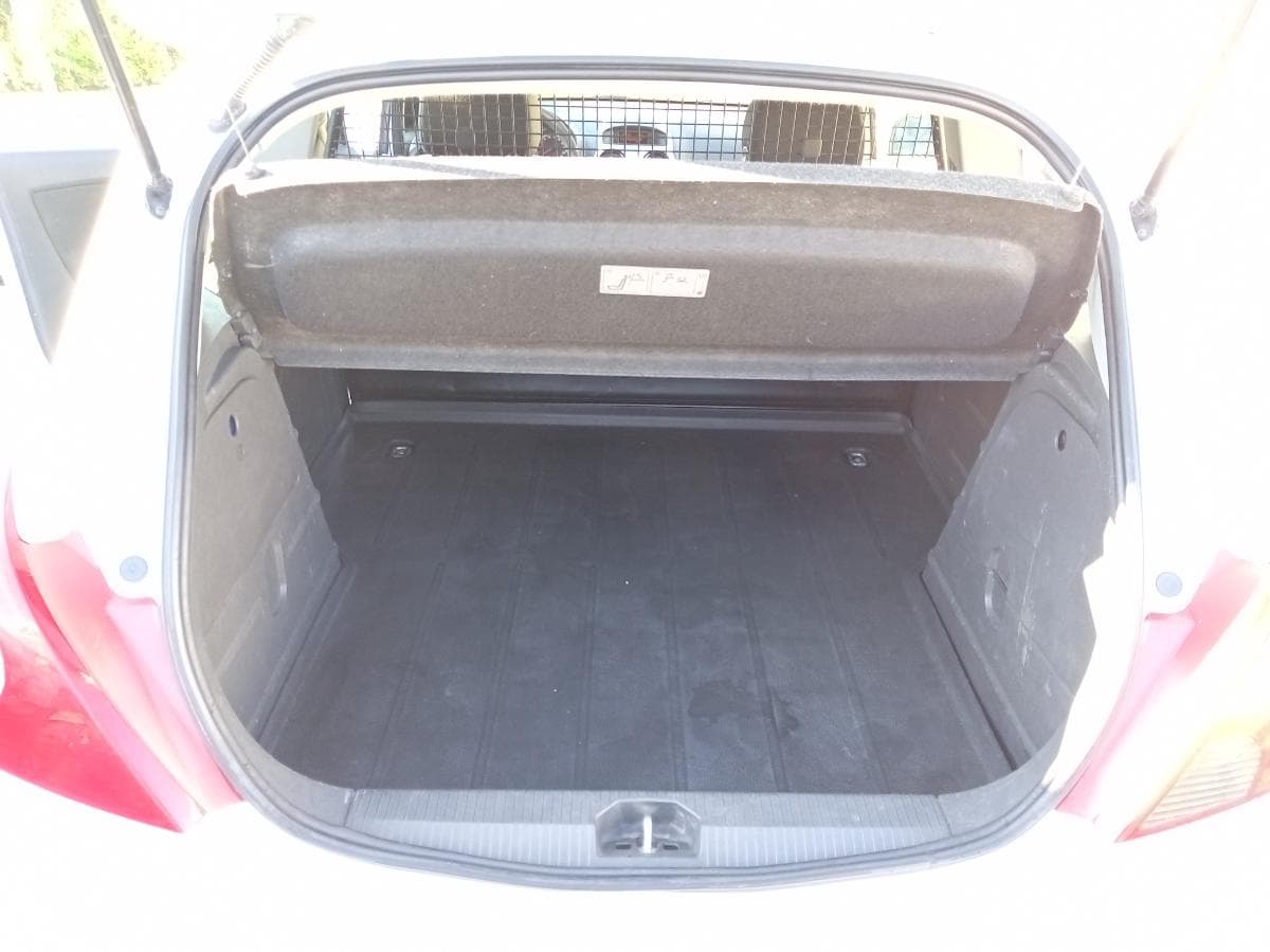 Opel Corsa 1.3 CDTI · Ano 2011 — imagem 11