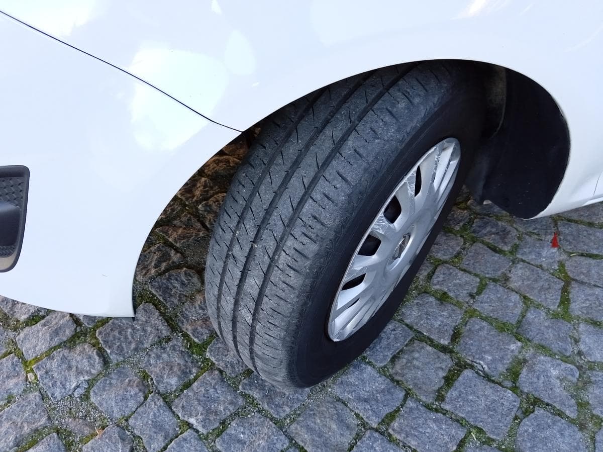 Opel Corsa 1.3 CDTI · Ano 2011 — imagem 8