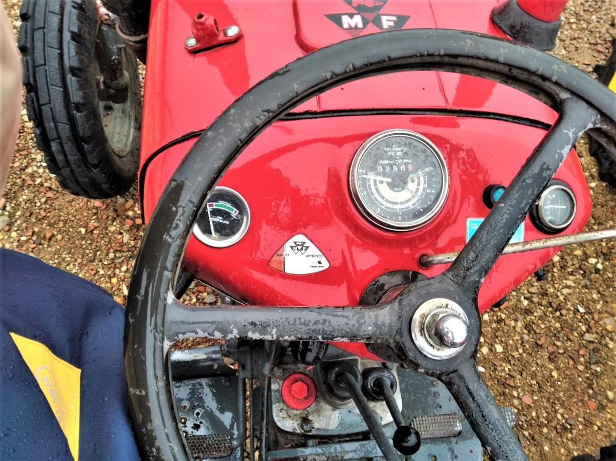 1987 Trator Massey Ferguson FE35 — imagem 5