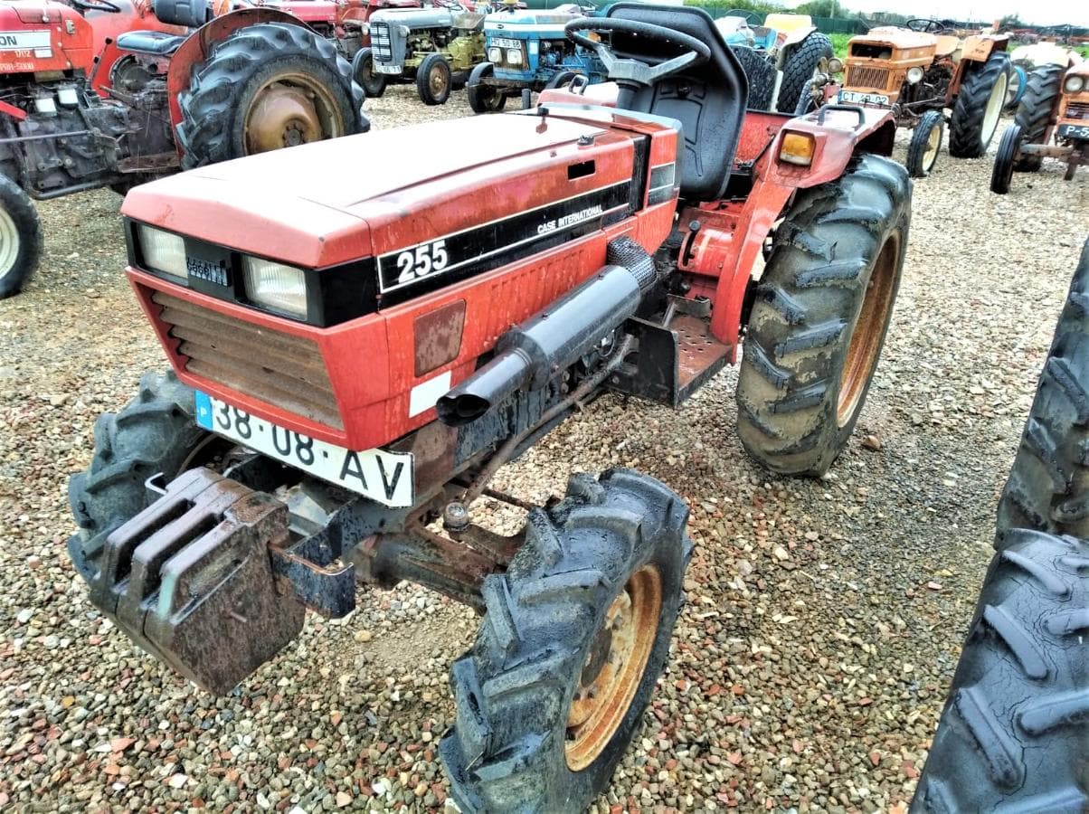 Trator Case 255