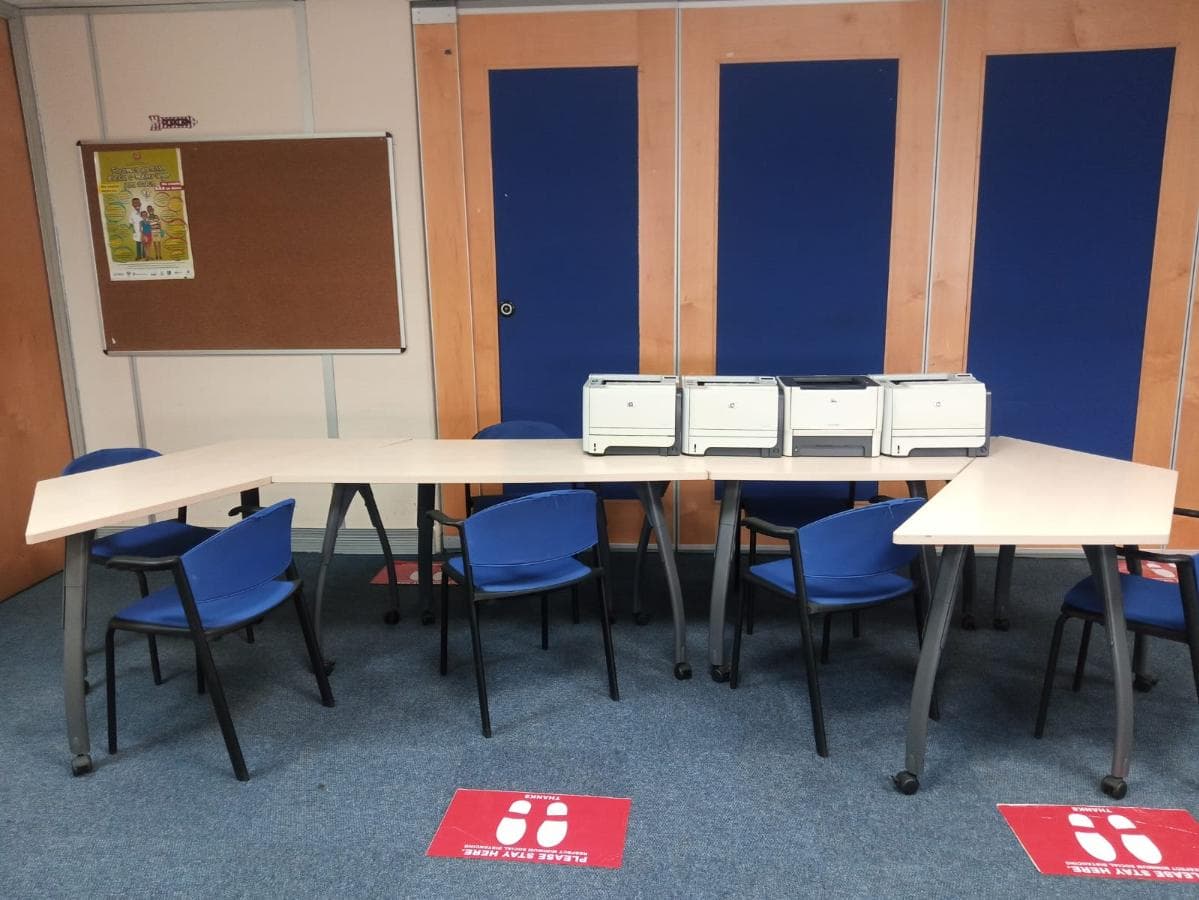 Equipamento para escritório · — imagem 1