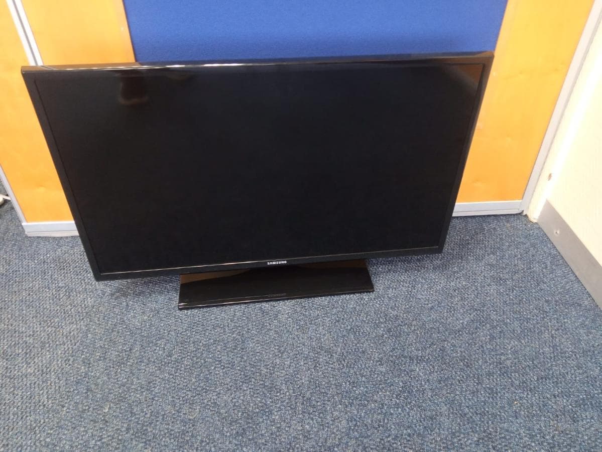 TV Led Samsung 32p · — imagem 3