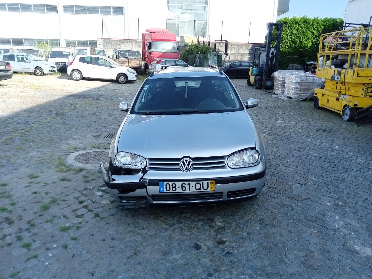 Volkswagen Golf 1.4 16V · Ano 2000 — image 3