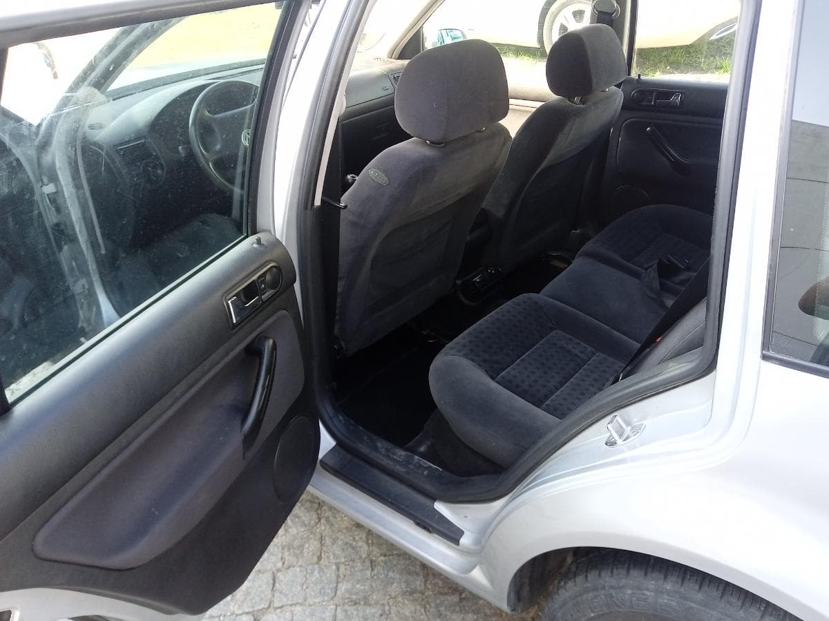 Volkswagen Golf 1.4 16V · Ano 2000 — image 15