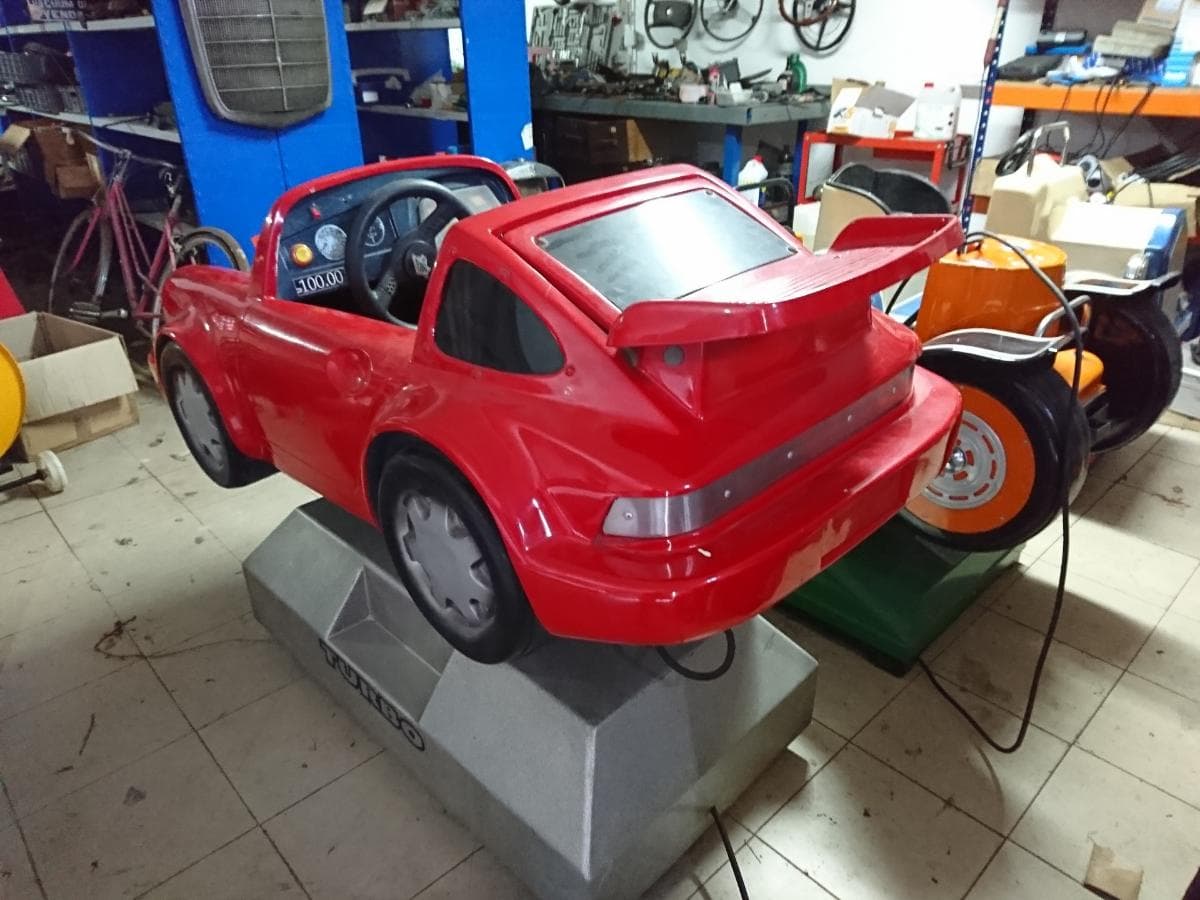 Carrinho de diversão criança Porsche 911 — imagem 2