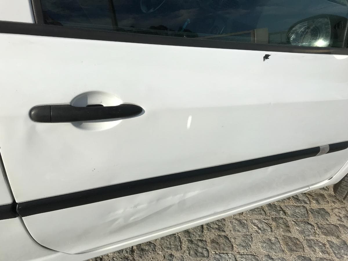 Renault Clio 1.5 DCI · Ano 2010 — imagem 12