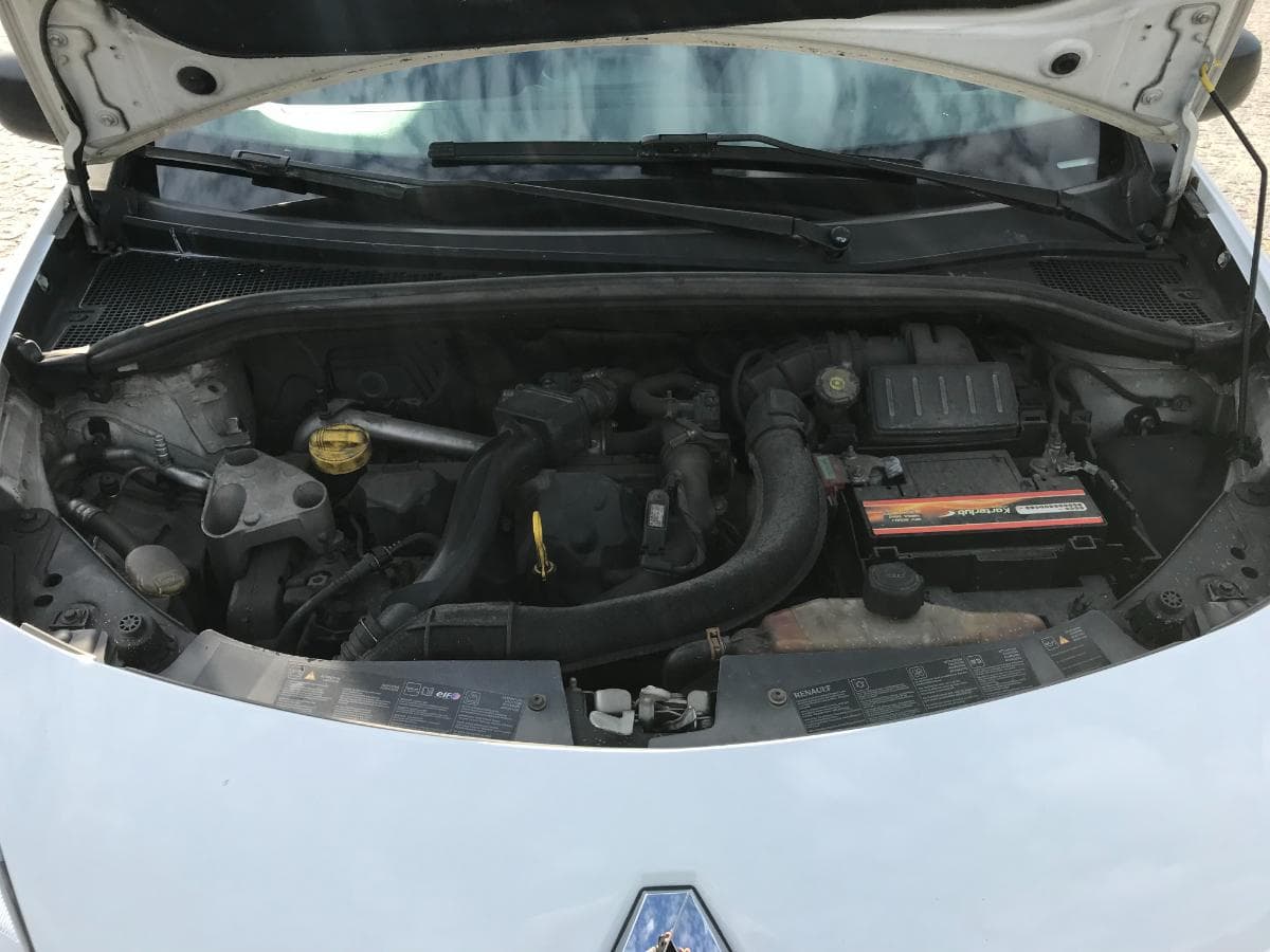 Renault Clio 1.5 DCI · Ano 2010 — imagem 3