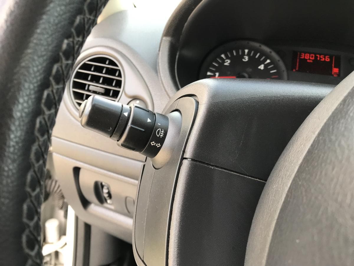 Renault Clio 1.5 DCI · Ano 2010 — imagem 24