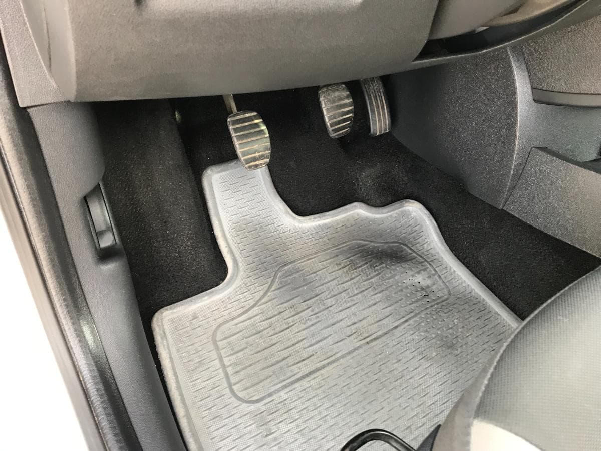 Renault Clio 1.5 DCI · Ano 2010 — imagem 28