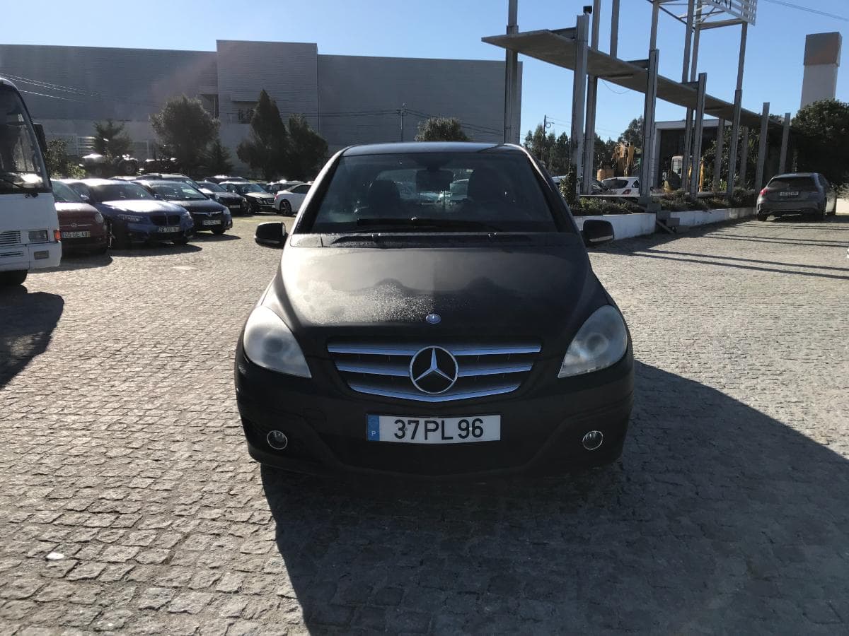 Mercedes-Benz B180 CDI · Ano 2008 — imagem 2