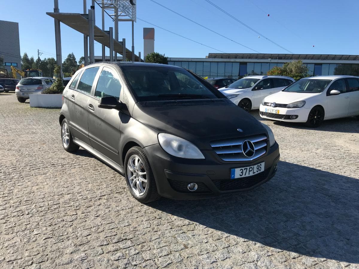 Mercedes-Benz B180 CDI · Ano 2008 — imagem 1