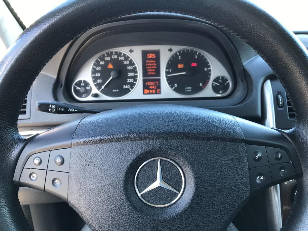 Mercedes-Benz B180 CDI · Ano 2008 — imagem 23