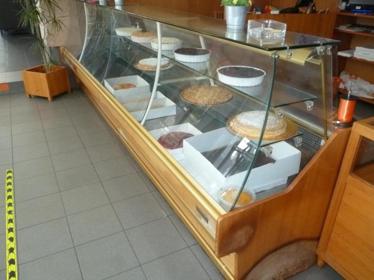 Equipamento de Restauração e Diverso