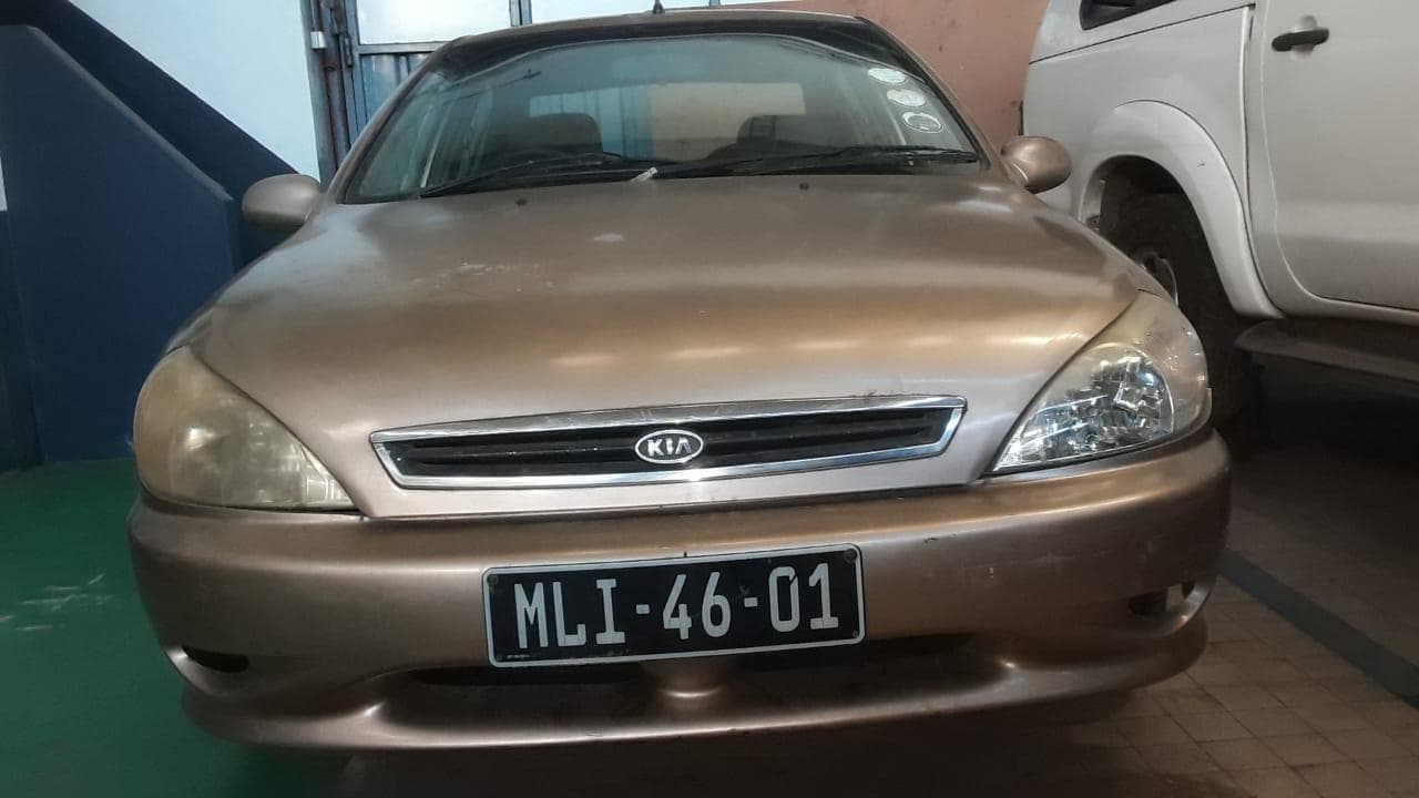 KIA RIO ·
