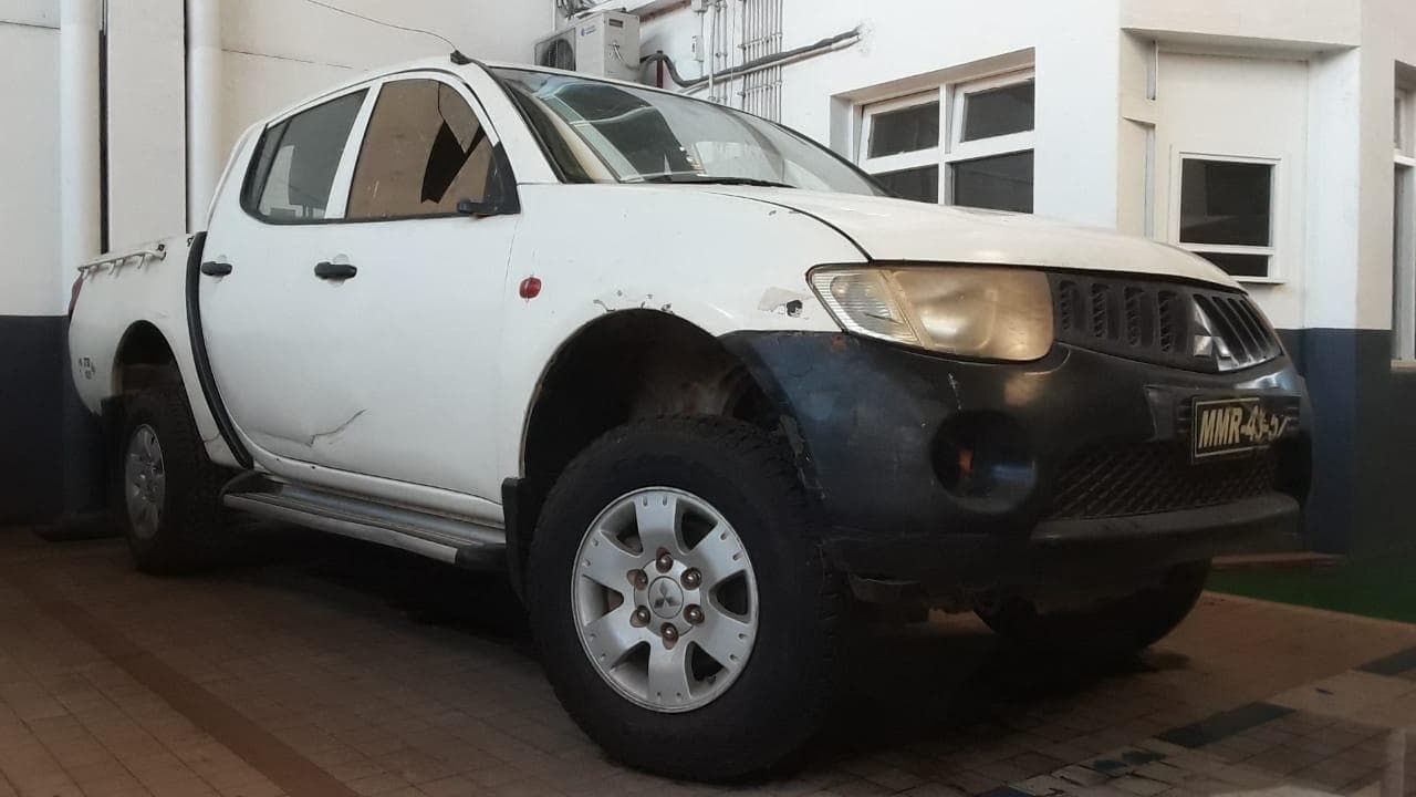 Mitsubishi L200 · — imagem 2