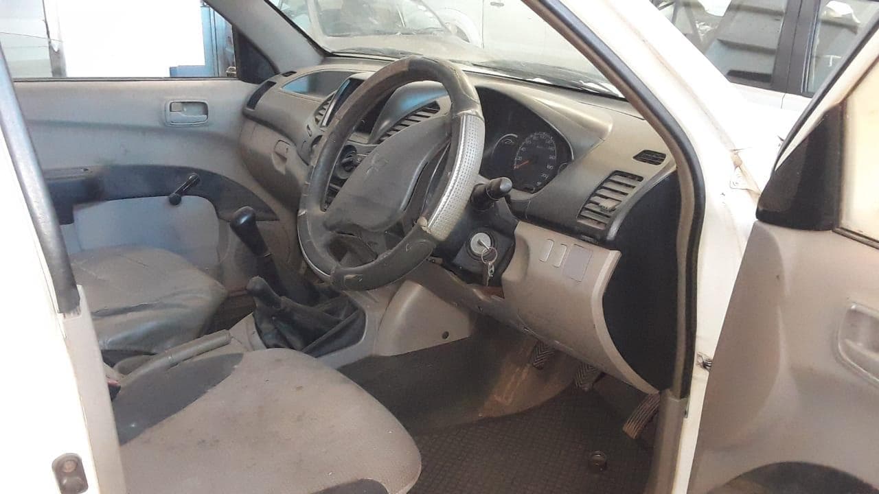 Mitsubishi L200 · — imagem 6