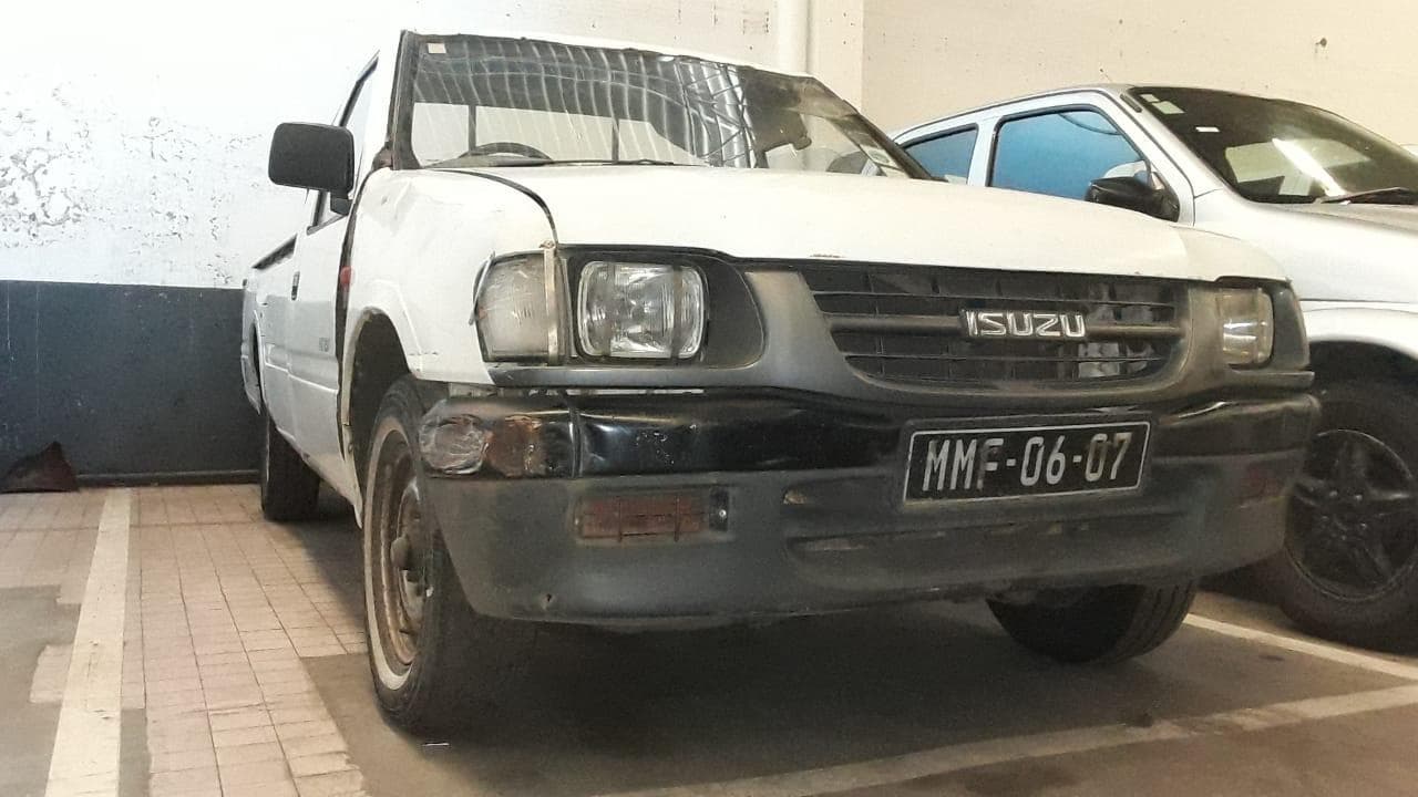 Isuzu KB 250D · — imagem 2