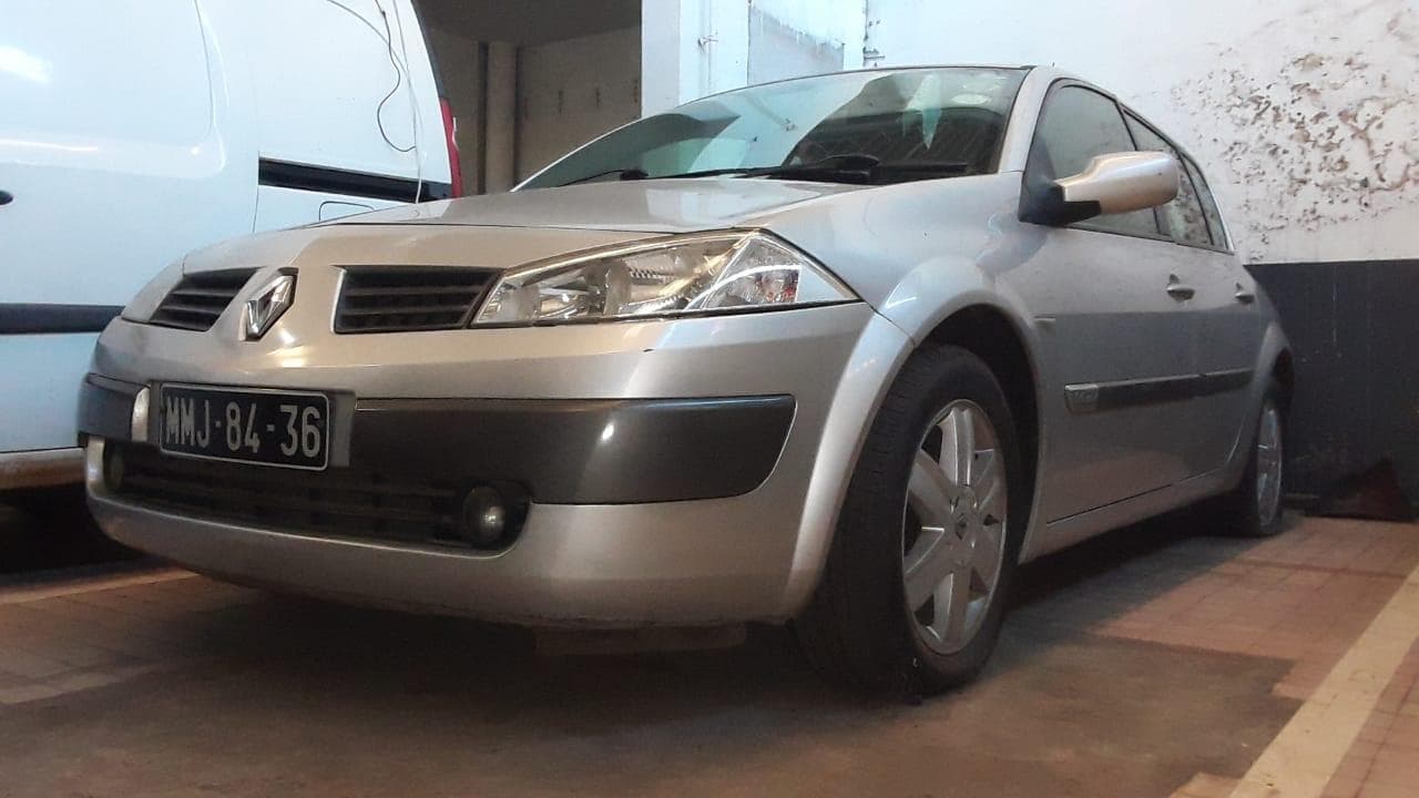 Renault Megane 1.6 · — imagen 1