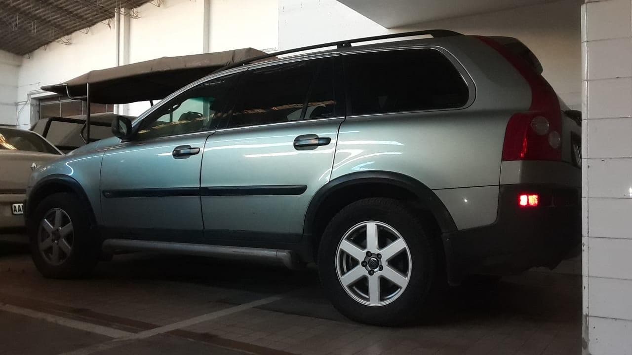 Volvo XC90 · — imagem 3