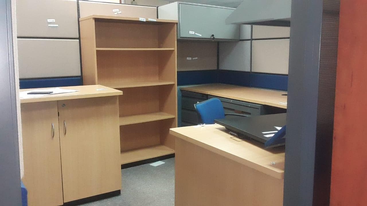 Office Furniture · — image 1