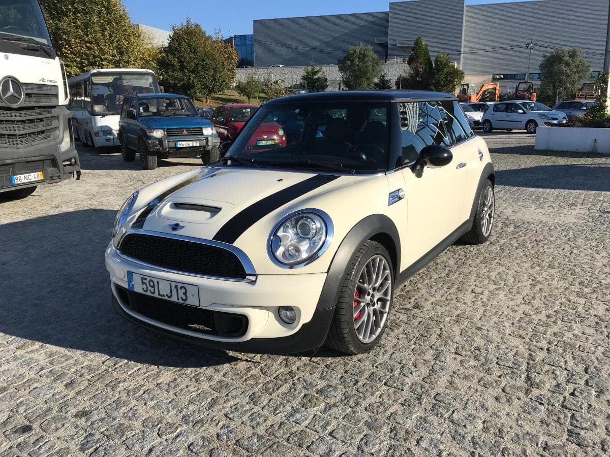 Mini Cooper Works · Ano 2011 — imagem 3