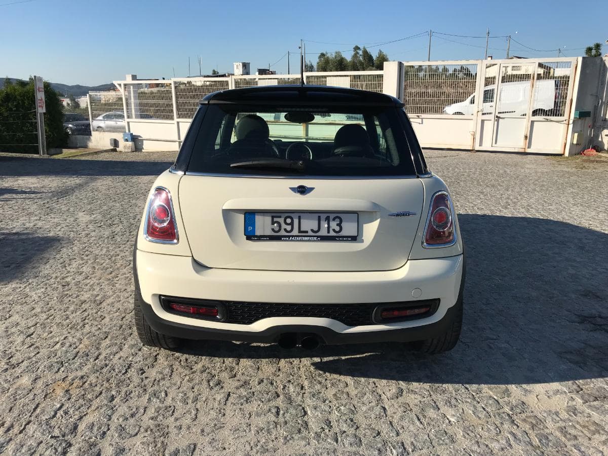Mini Cooper Works · Ano 2011 — imagem 6