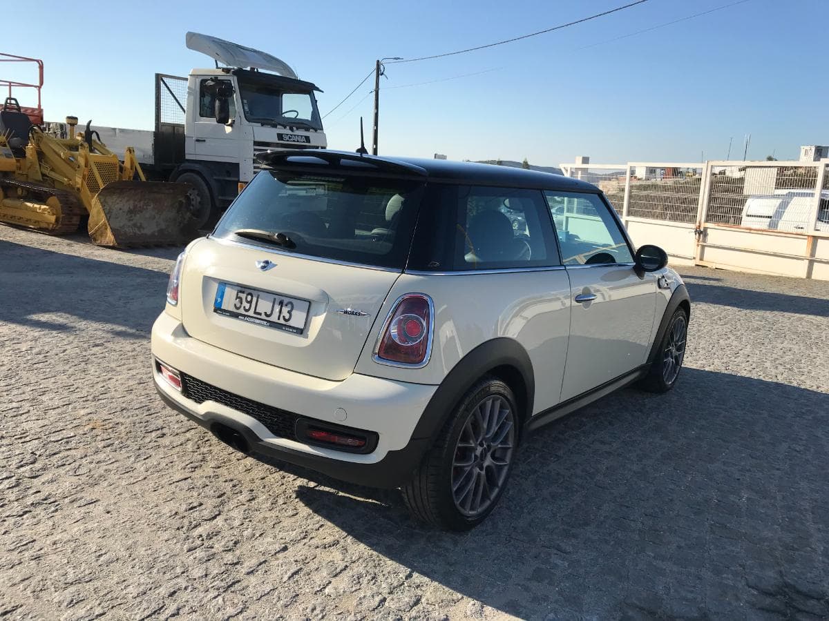 Mini Cooper Works · Ano 2011 — imagem 7