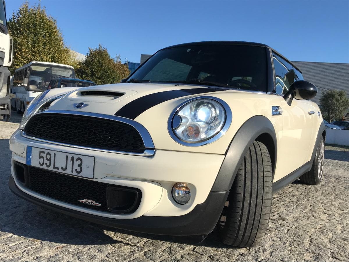 Mini Cooper Works · Ano 2011 — imagem 4