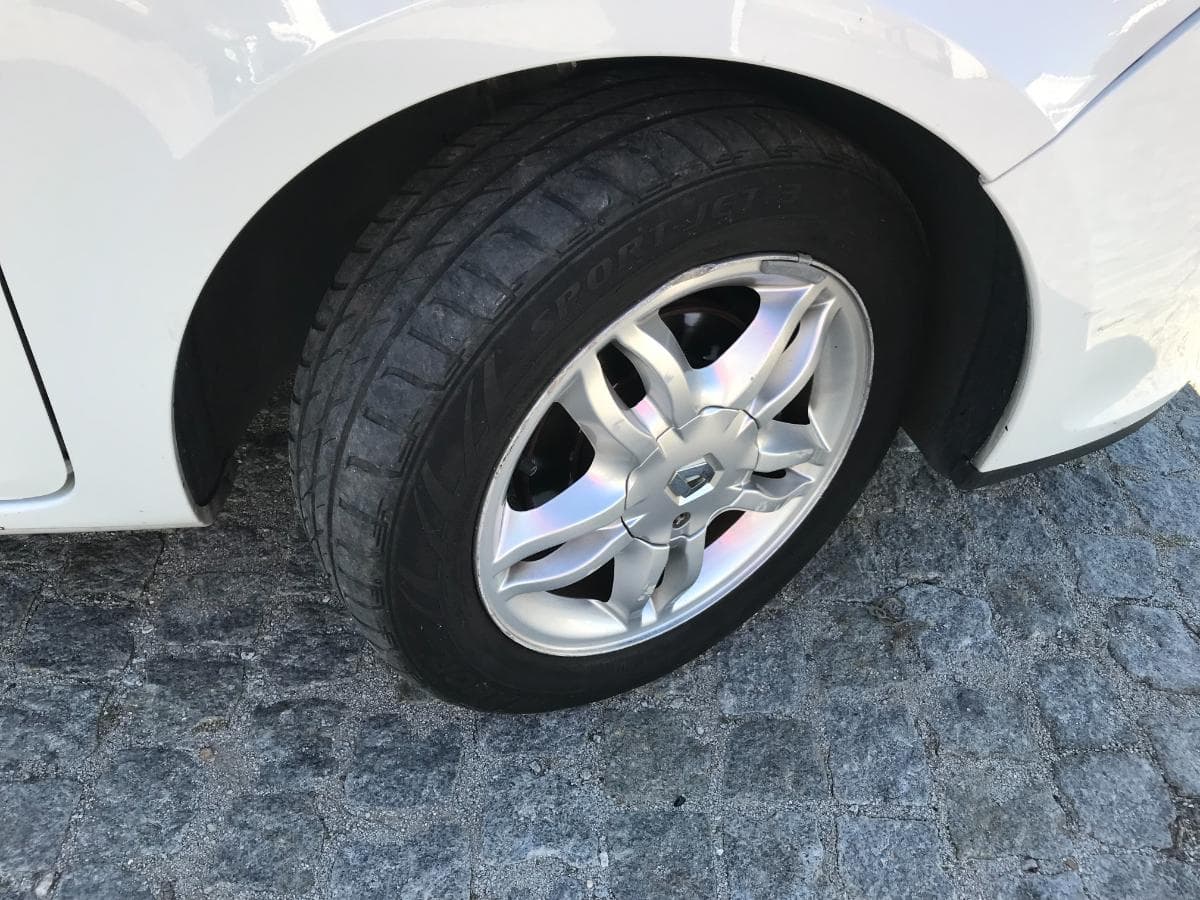 Renault Clio 1.5 DCI · Ano 2008 — imagem 9