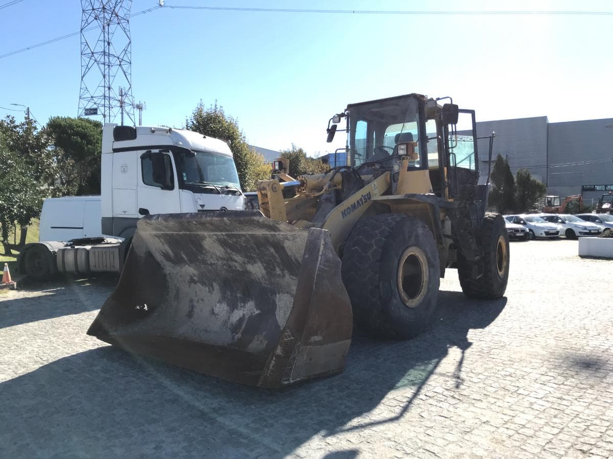 Pá carregadora Komatsu WA380 — image 2