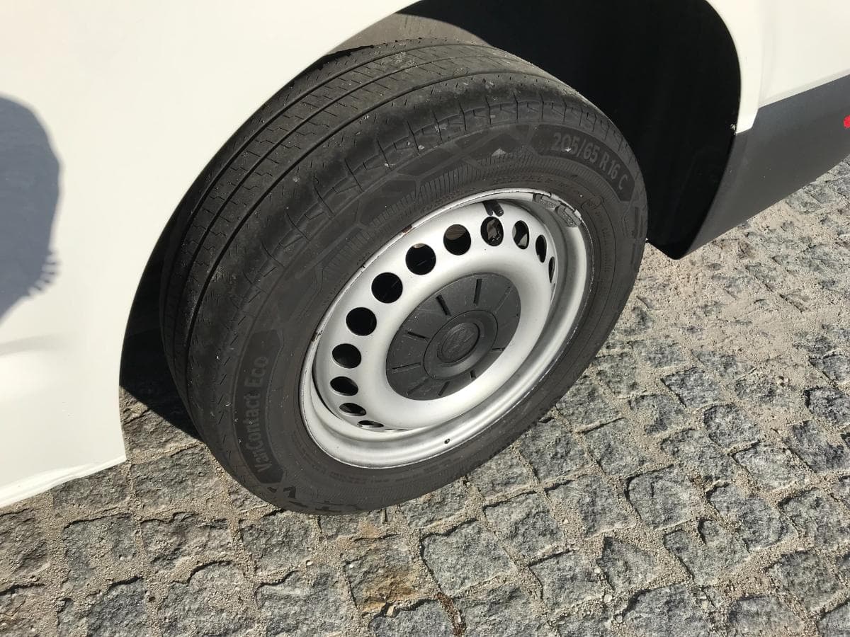 Volkswagen Transporter 2.0 TDI · Ano 2019 — imagem 9