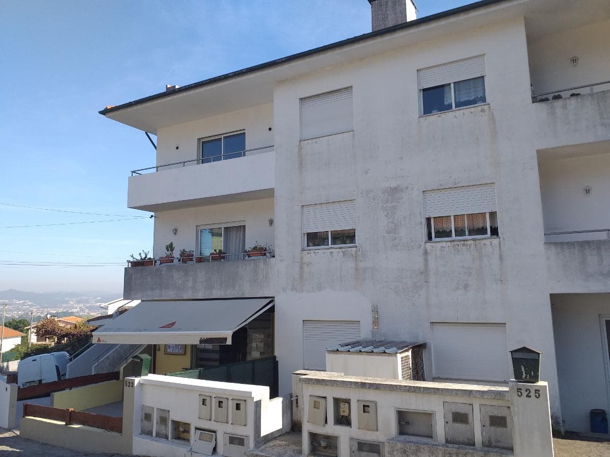 Apartamento T3 + Garagem · Santo Tirso — imagen 1
