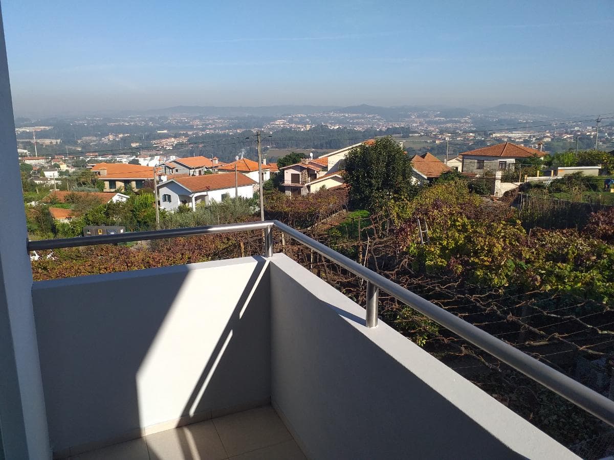 Apartamento T3 + Garagem · Santo Tirso — imagen 25