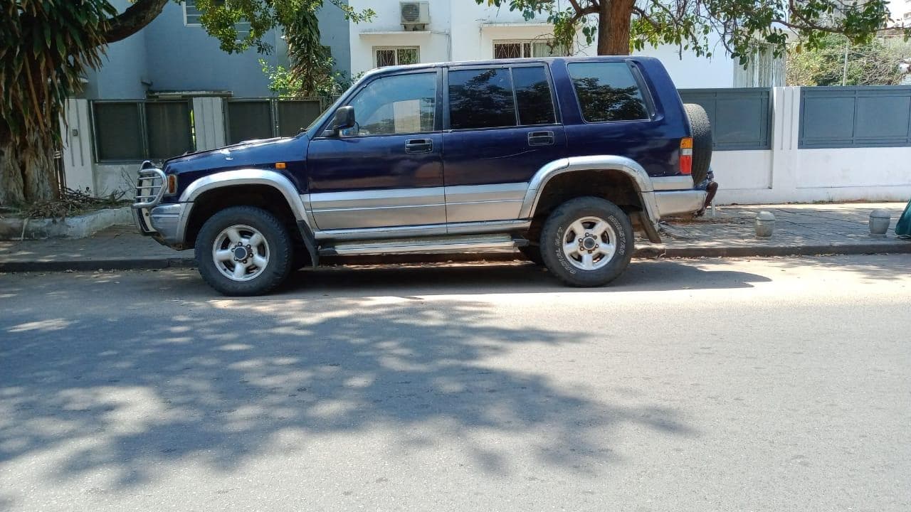 Isuzu Bighorn · — imagem 3