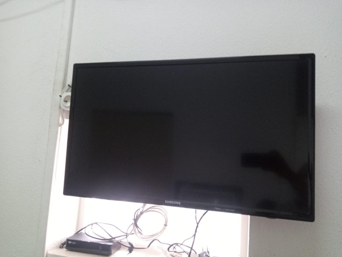 TV Samsung · — imagem 1