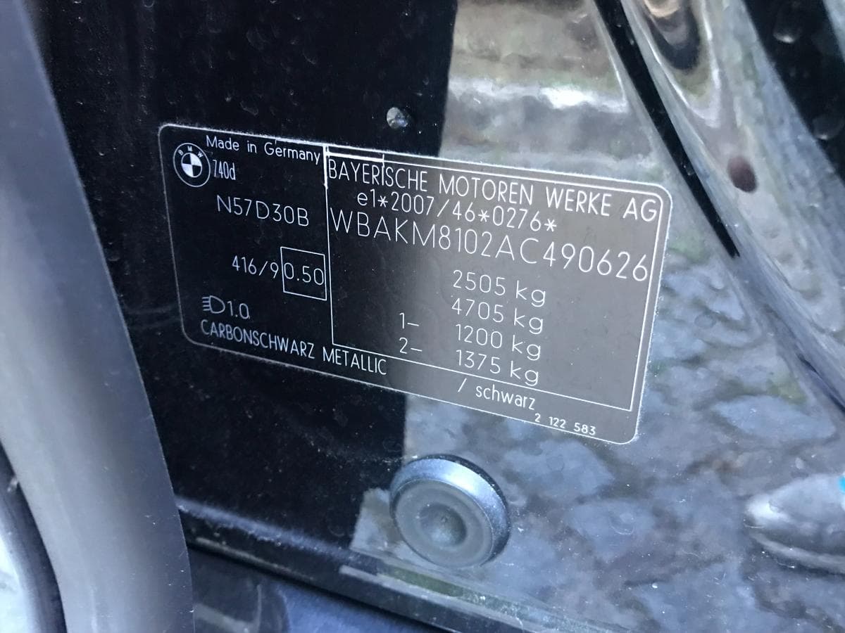 BMW 740D · Ano 2010 — imagem 4